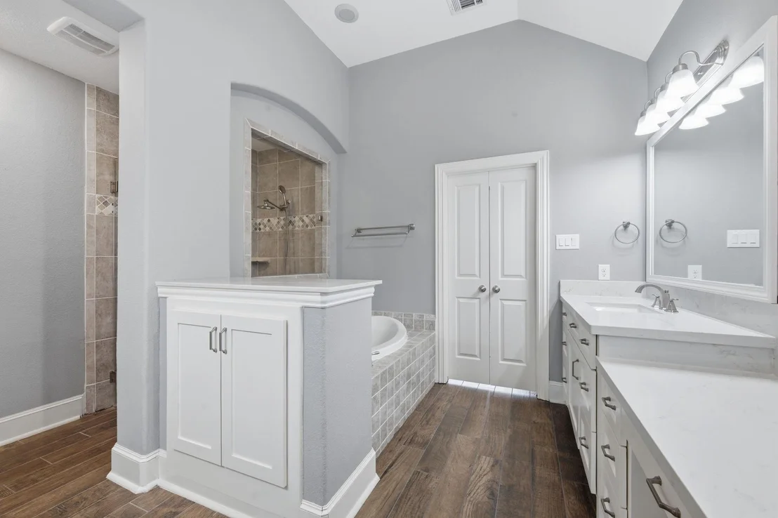 Photo of 27971 Arden Trail