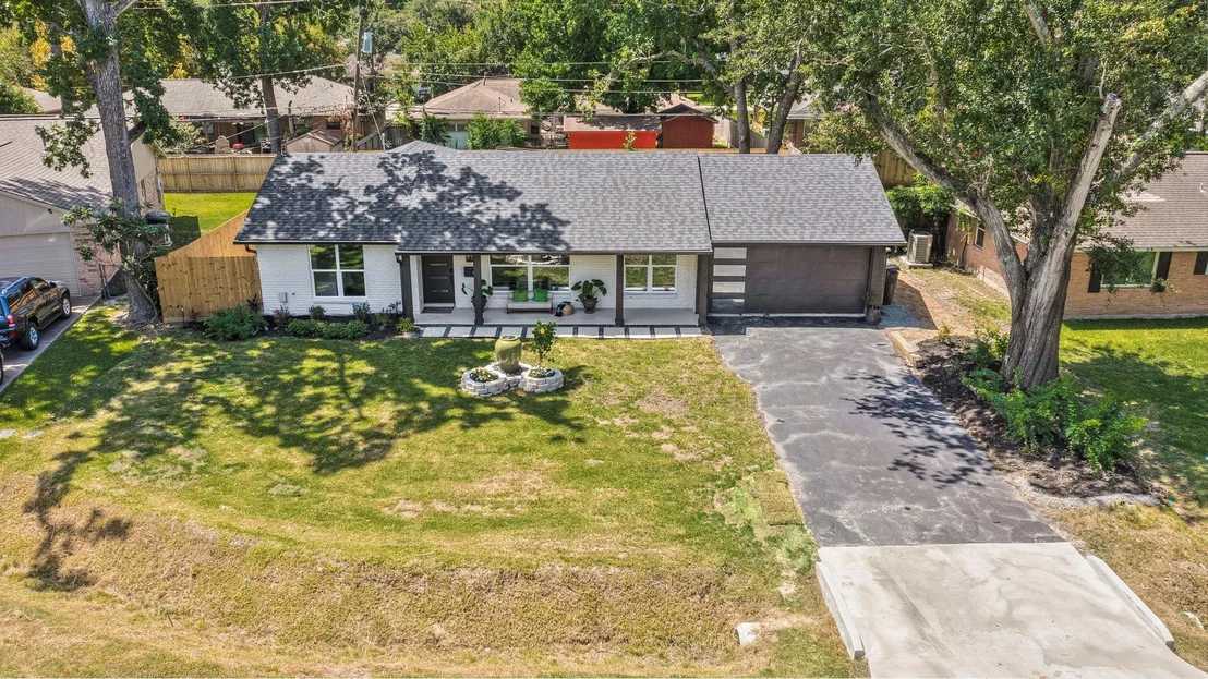 Photo of 8923 Rockhurst Drive