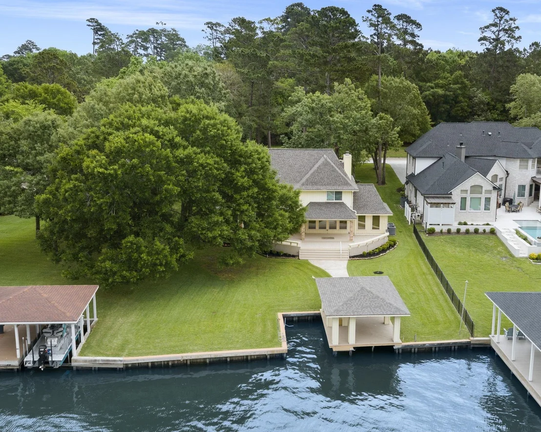 Photo of 154 Lakeside Drive