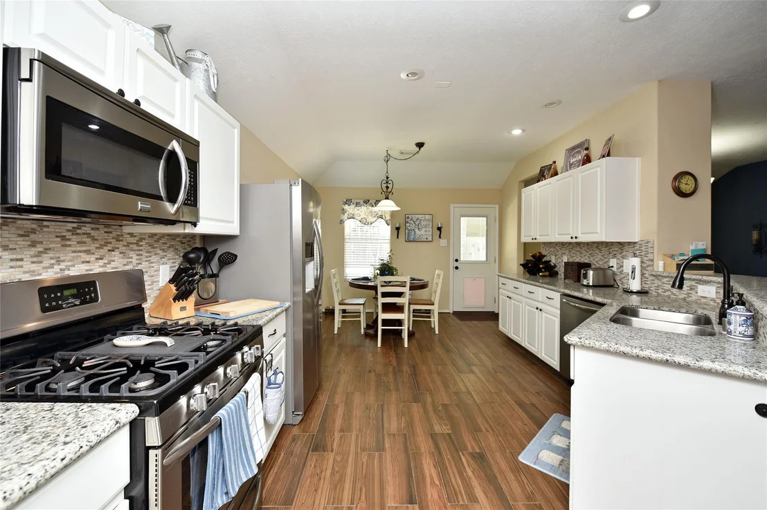 Photo of 26 S Vesper Bend Circle