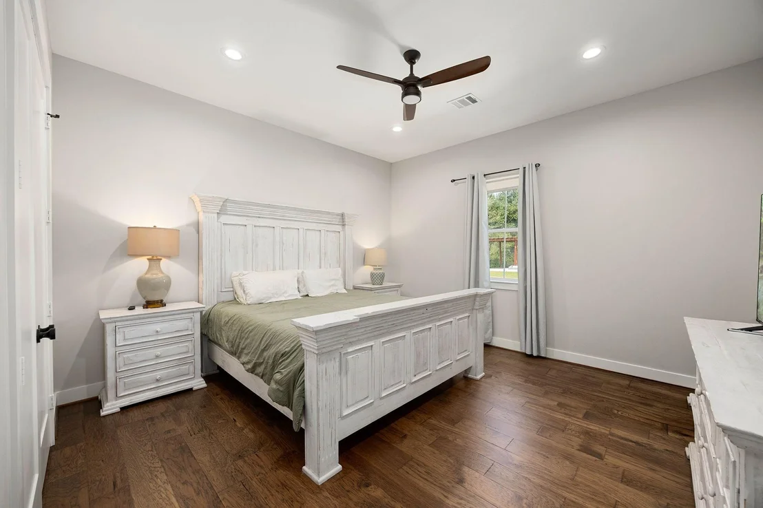 Photo of 3008 S Saddlebrook Lane