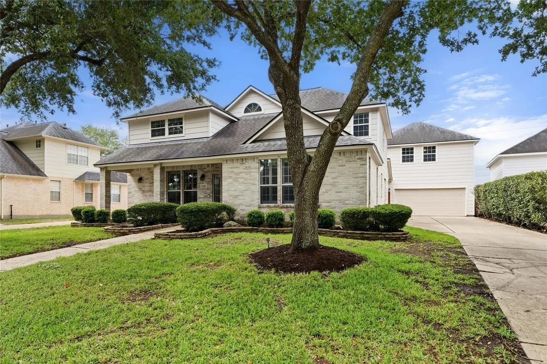 Photo of 22603 Bucktrout Lane