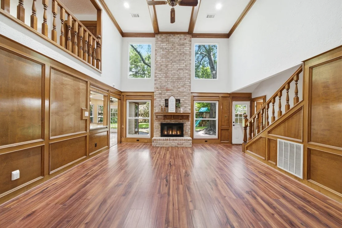 Photo of 12030 Laneview Drive