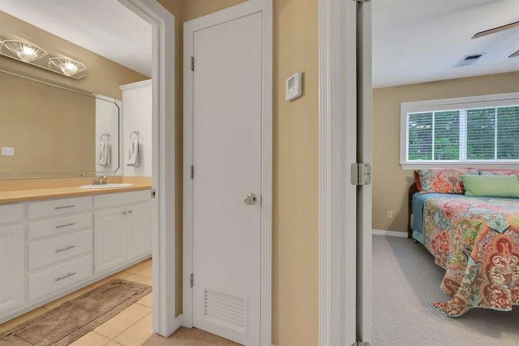 Photo of 69 Lake Oaks Circle