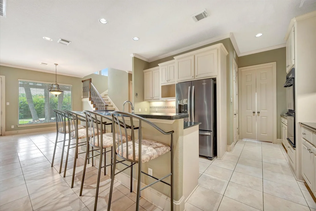 Photo of 604 Harborside Way