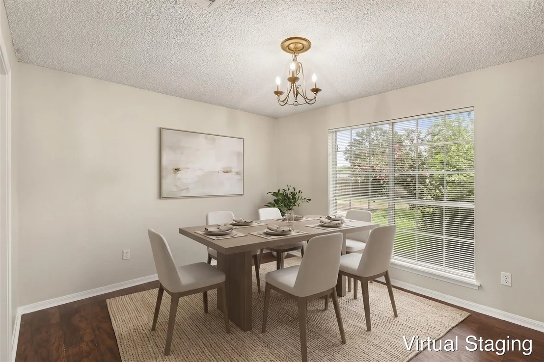 Photo of 7307 Willow Oak Drive