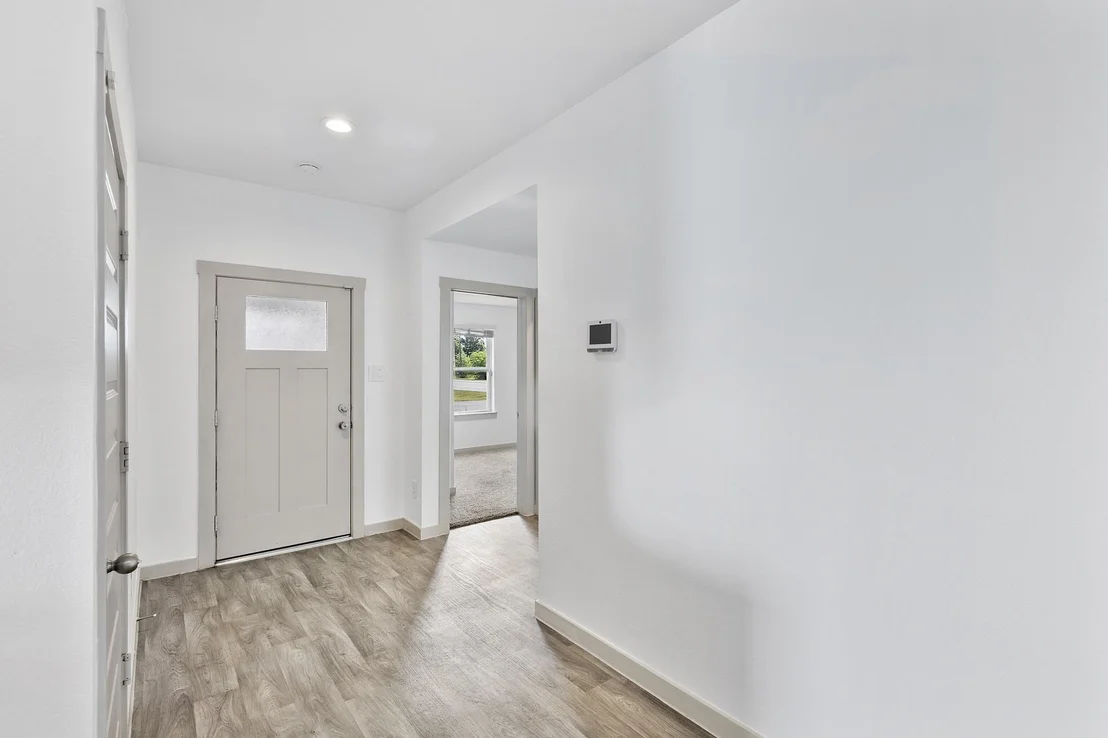Photo of 103 Lakeway Circle