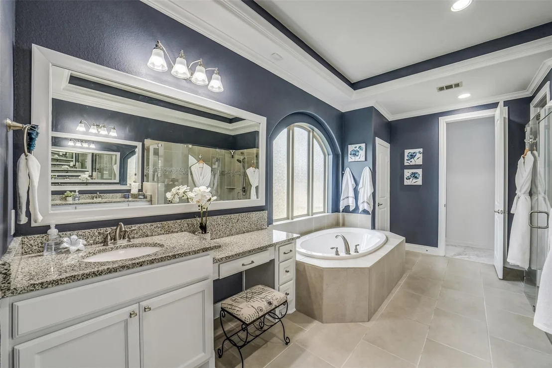 Photo of 2202 Park Ravine Drive