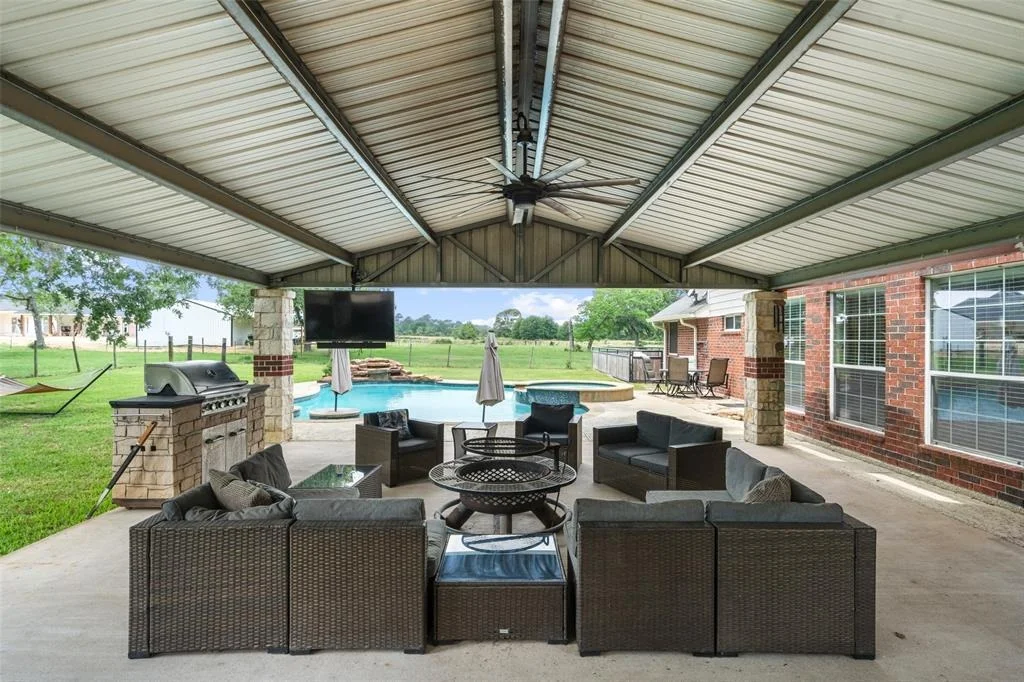 Photo of 996 Scroggins Lane
