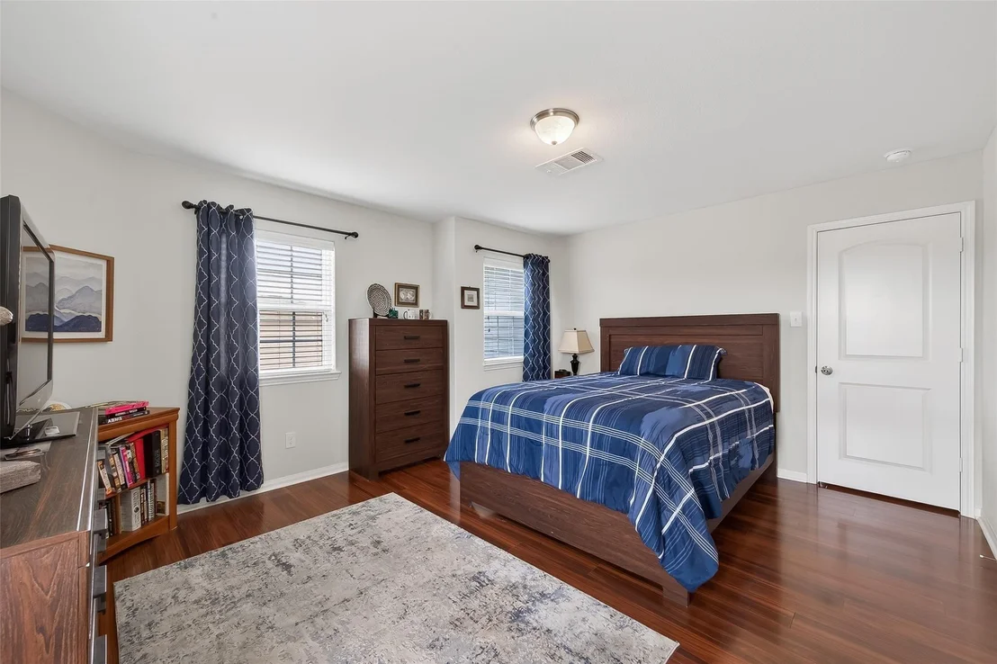 Photo of 28021 Irving Drive
