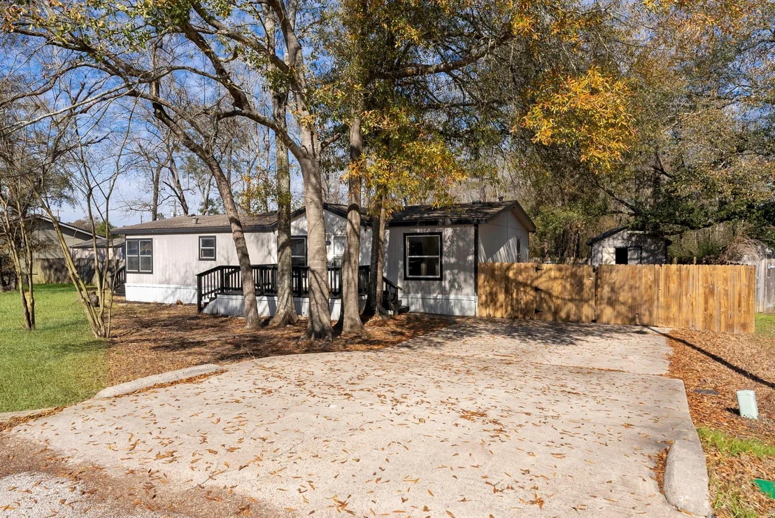 Photo of 16447 N Emerson Circle