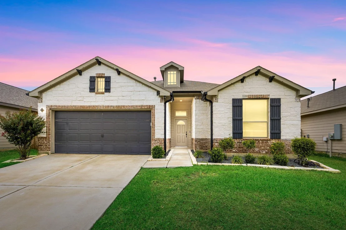 Photo of 11323 Cora Lane