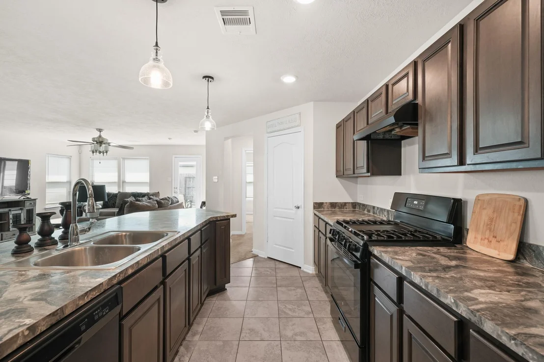 Photo of 20943 Westfield Grove Place