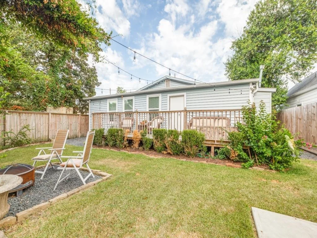 Photo of 5110 Cochran Street