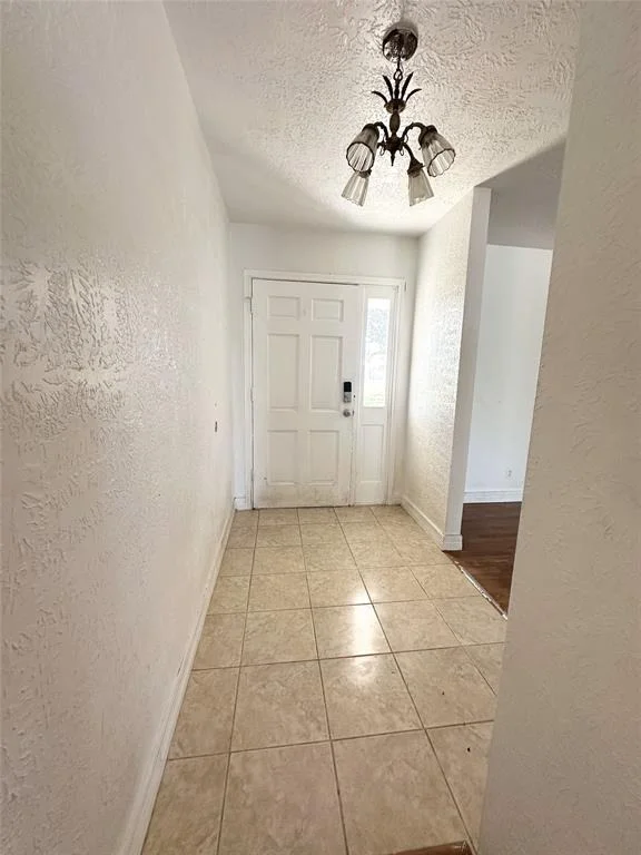 Photo of 1045 Cook Road