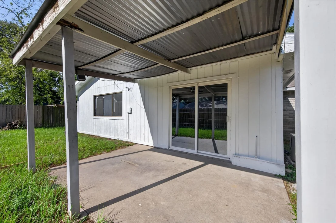Photo of 5110 Lerwick Drive