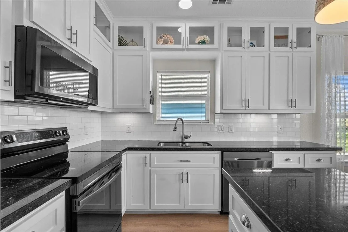 Photo of 130 Beachcomber Avenue