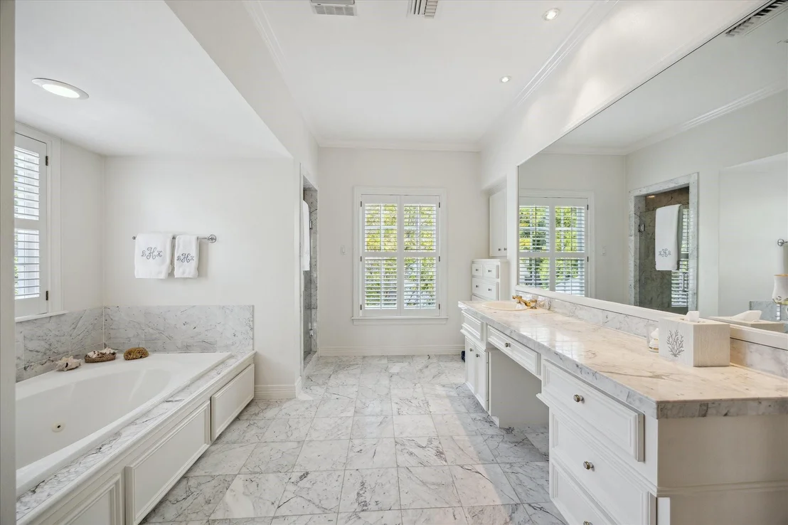 Photo of 3652 Overbrook Lane