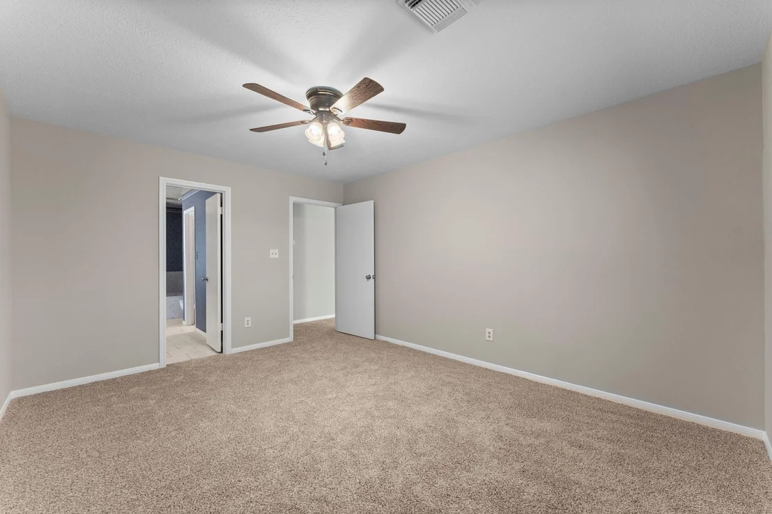 Photo of 19623 Westbridge Lane