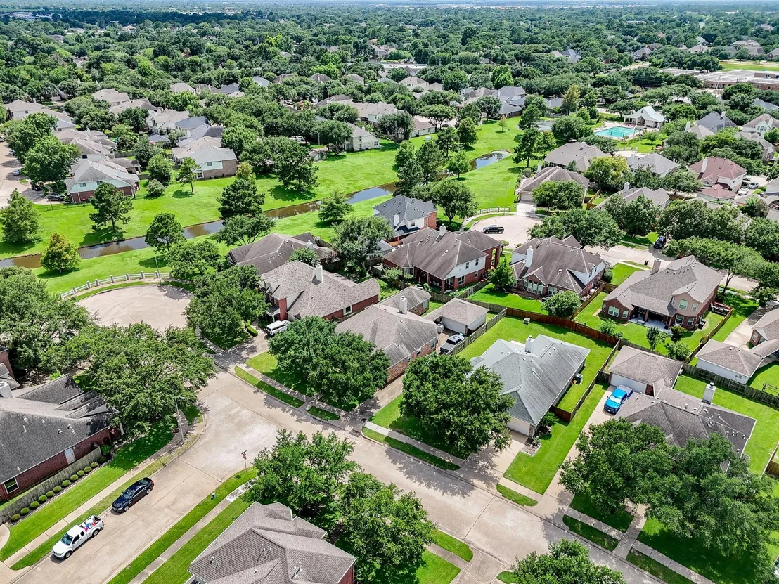 Photo of 7915 Fall Hollow Drive