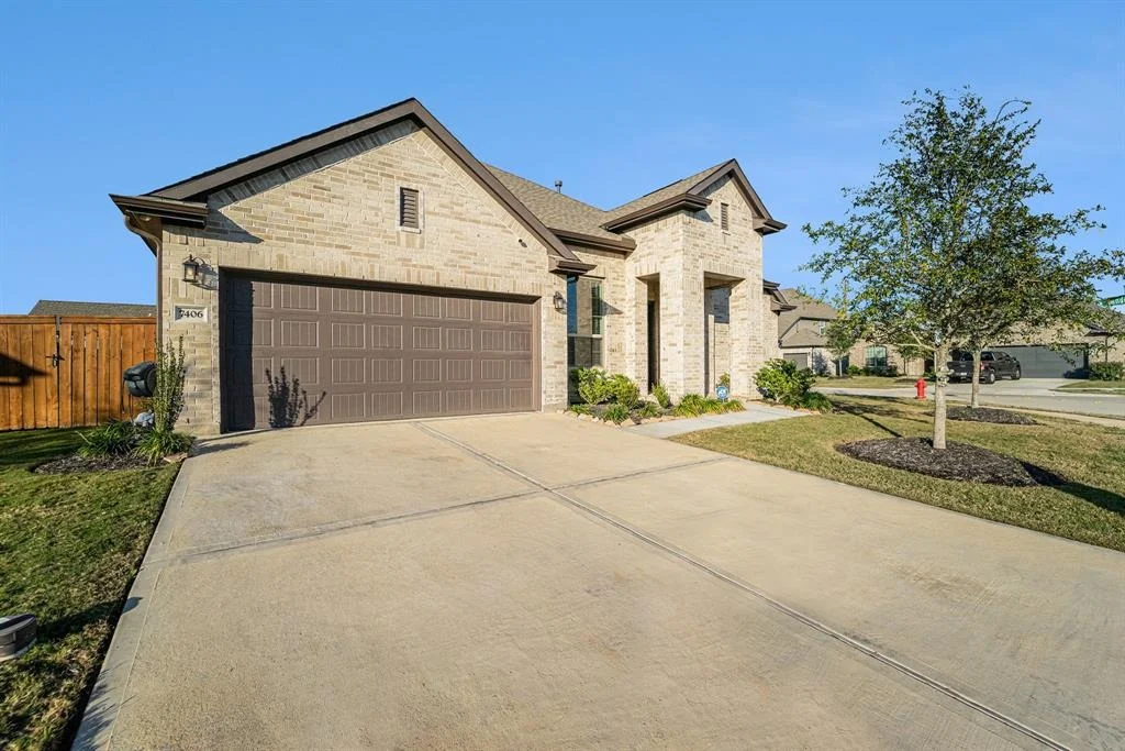 Photo of 7406 Hanover Lane