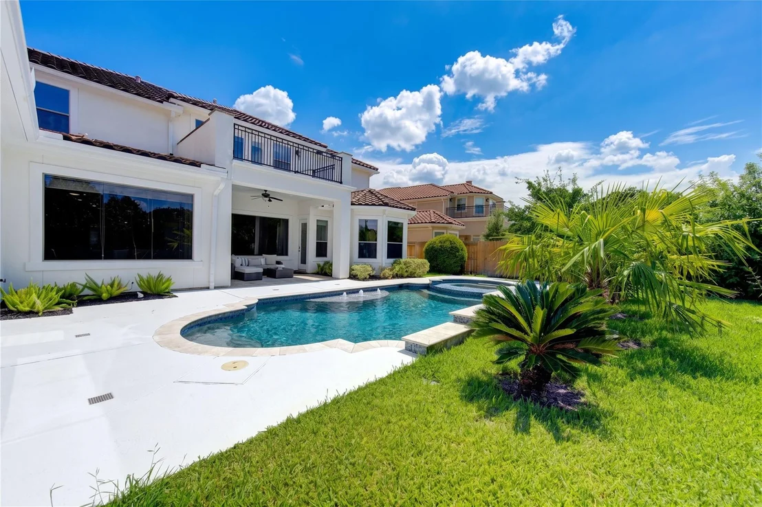 Photo of 14014 Hampton Cove Drive
