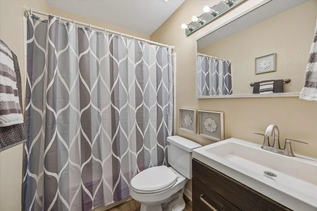 Photo of 21422 Park Bishop Drive