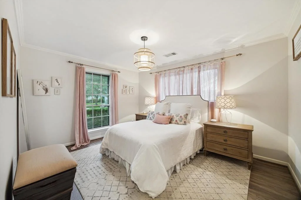 Photo of 10051 Olympia Drive