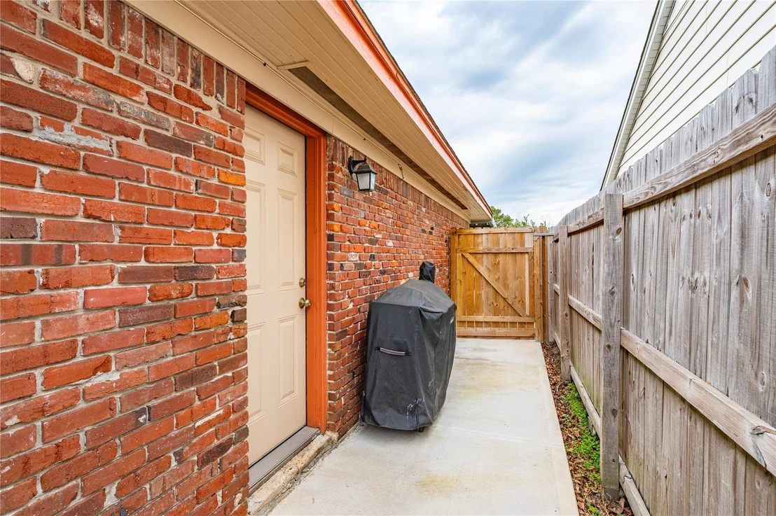 Photo of 2409 Raspberry Lane