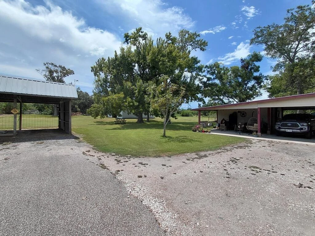 Photo of 613 County Road 706