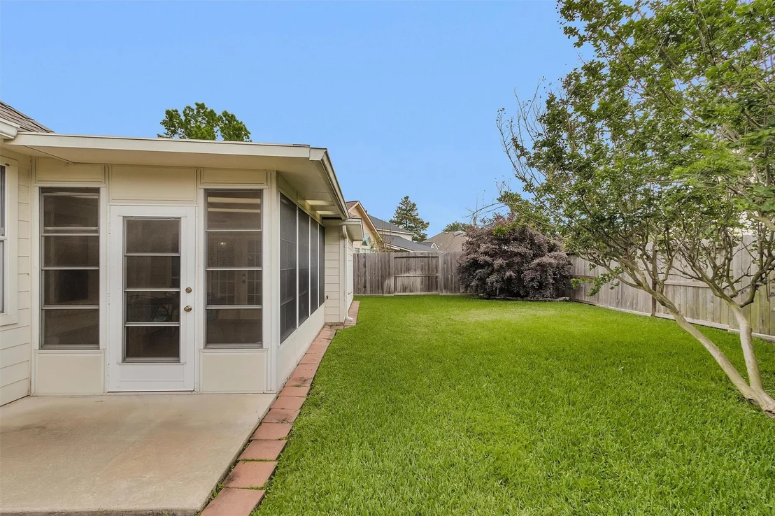 Photo of 6031 Skyhaven Lane