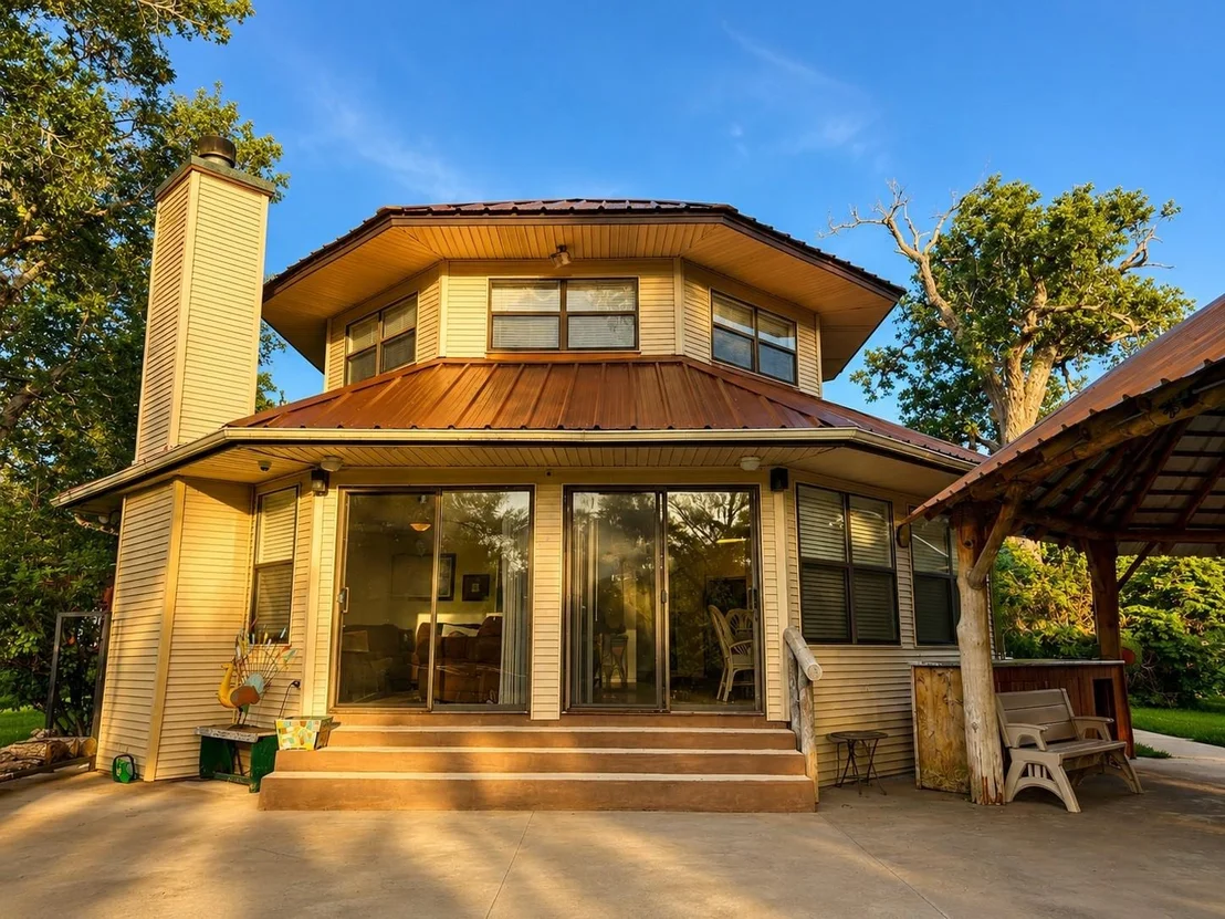 Photo of 129 Selkirk Drive