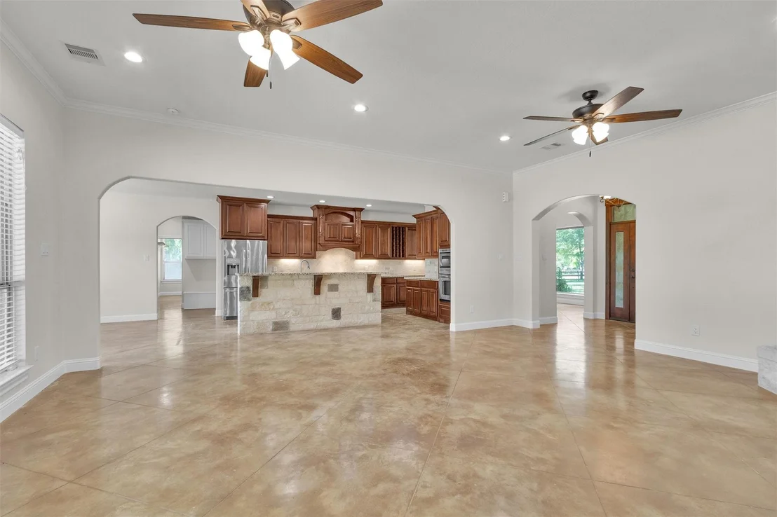 Photo of 11498 Oak Springs Drive