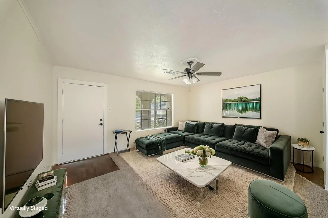 Photo of 1410 Parkside Drive