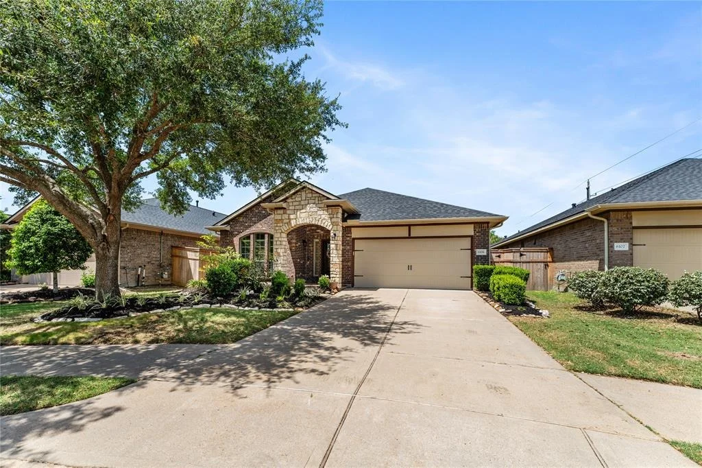 Photo of 6106 Harmony Park Lane