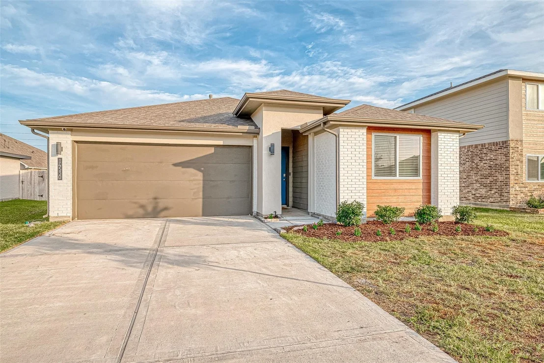 Photo of 14530 Rain Tree Drive