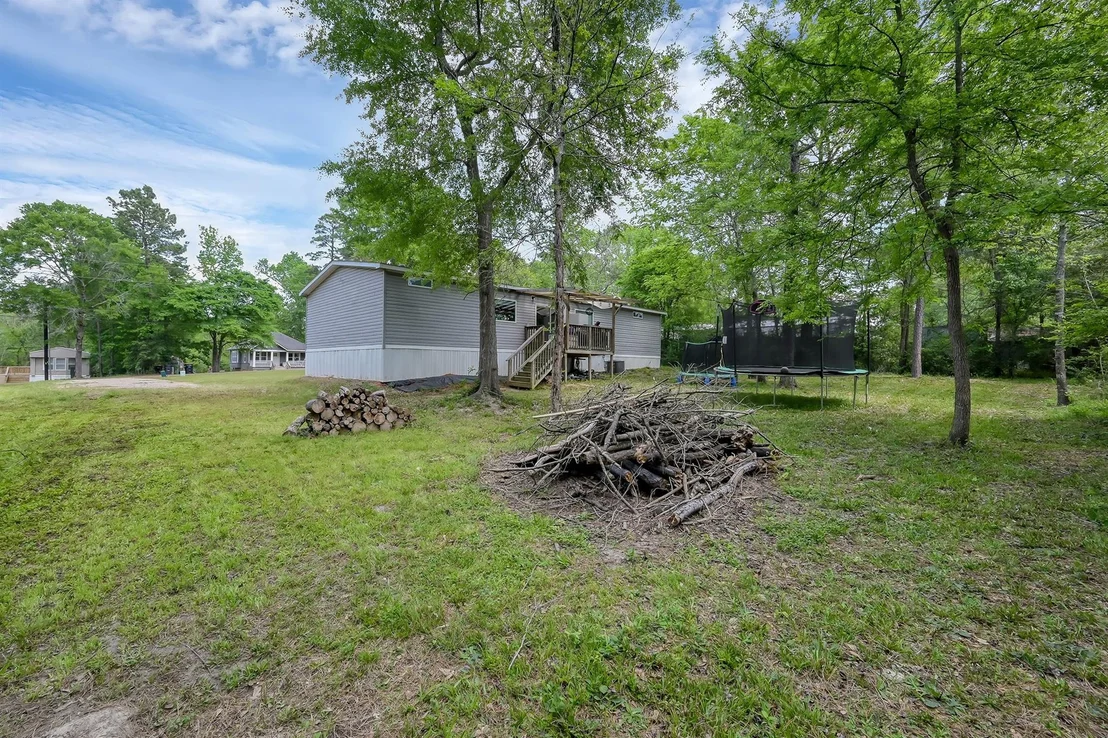 Photo of 15835 Lowell