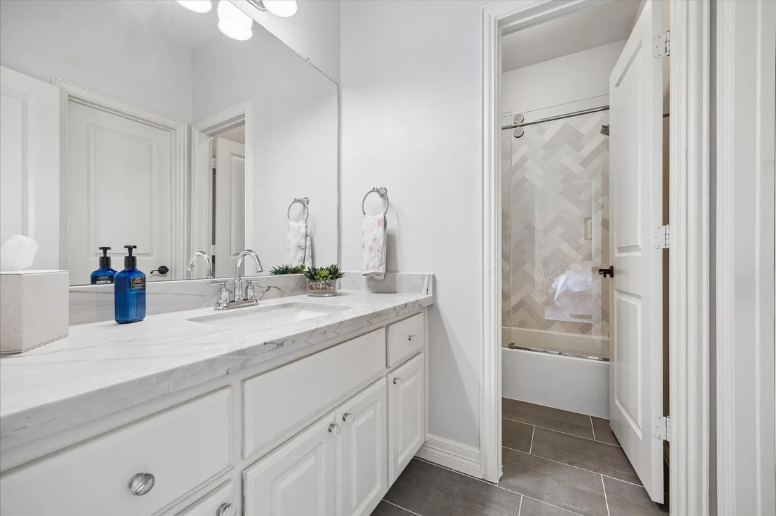 Photo of 3642 Aberdeen Way