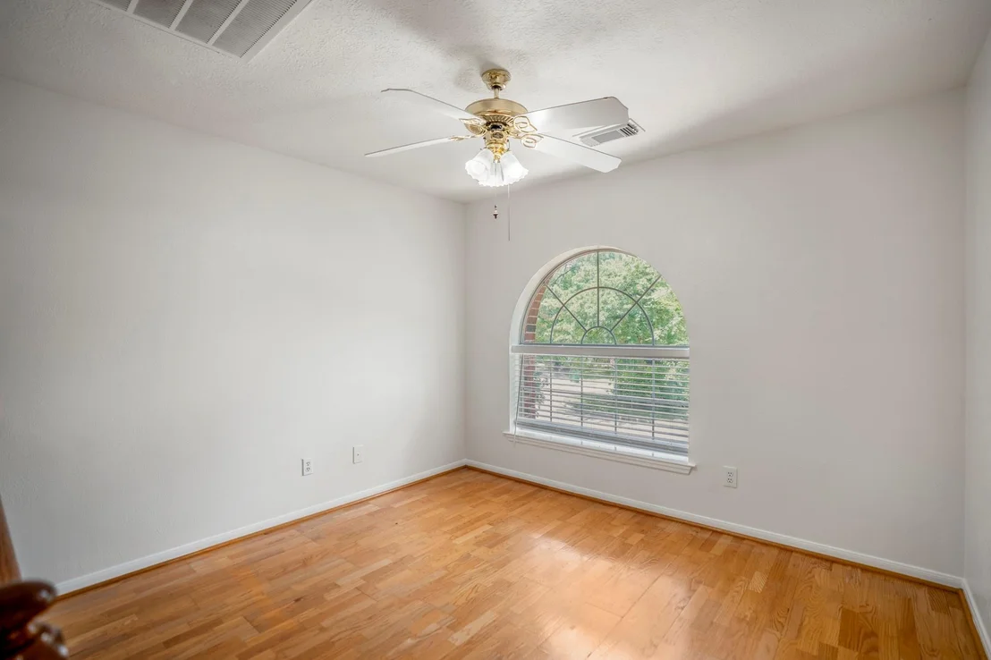 Photo of 118 Snowdance Court