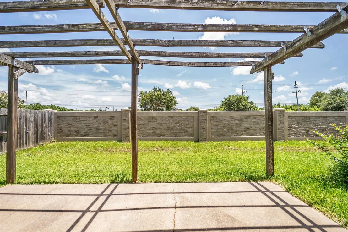 Photo of 4109 Oak Point Drive