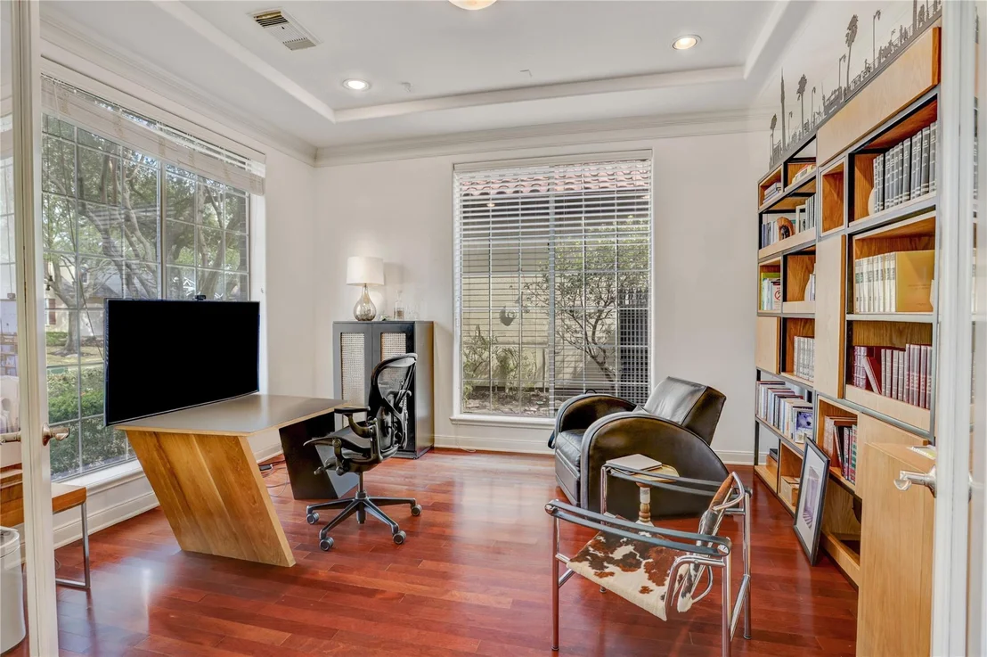 Photo of 11415 Legend Manor Drive