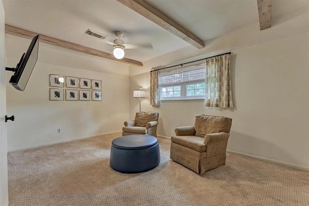 Photo of 6215 Glenhill Drive