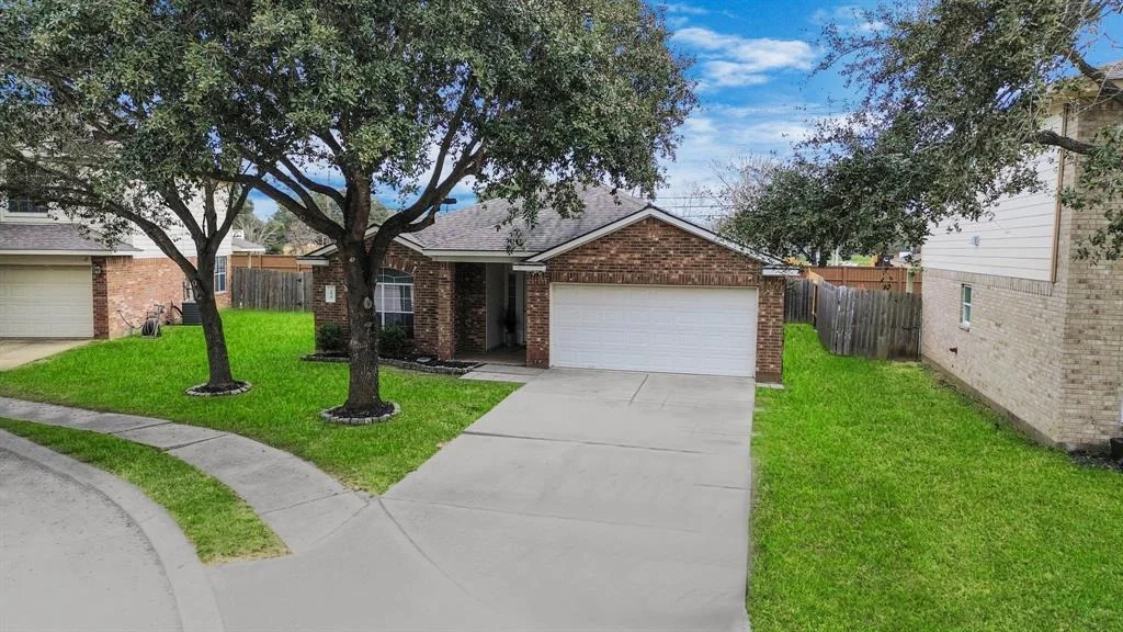 Photo of 3830 Regents Crest Lane