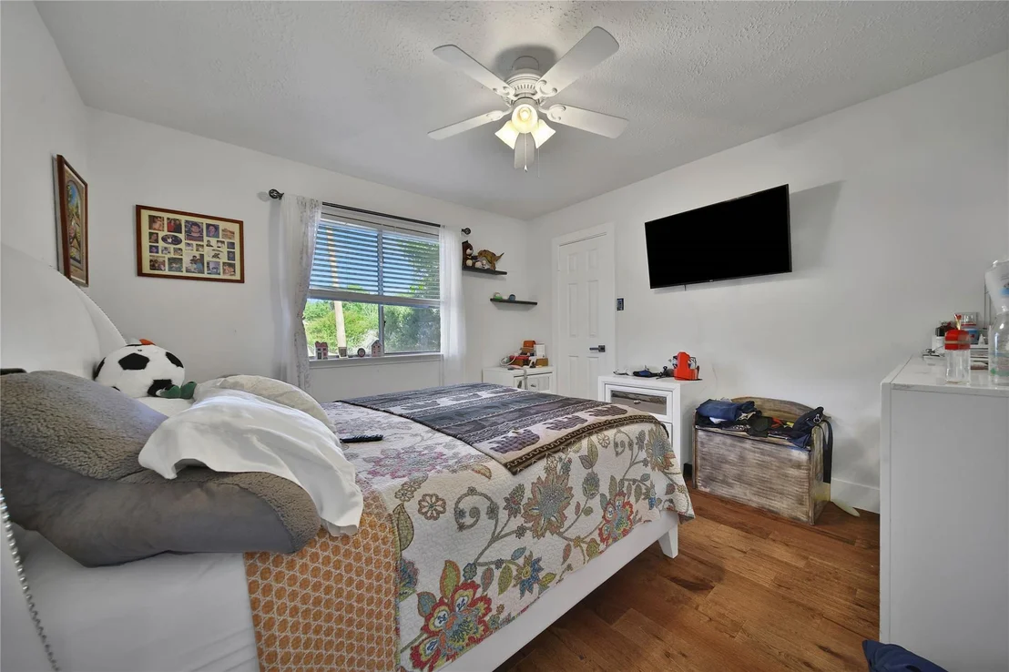 Photo of 21407 Deerhaven Drive