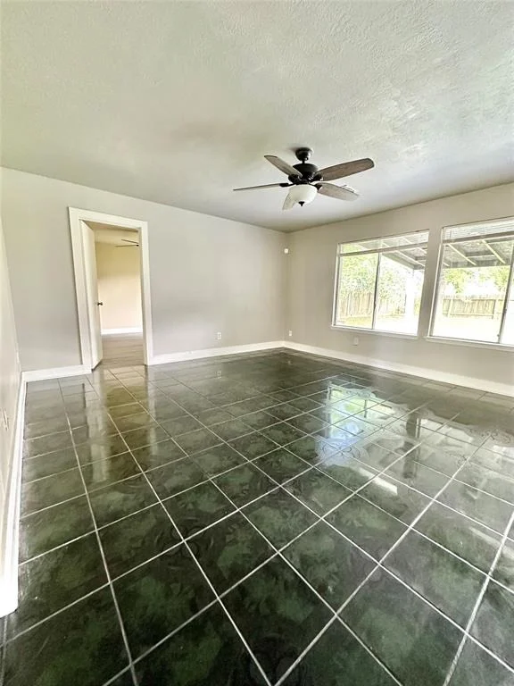 Photo of 5115 Summit Lodge Dr Drive