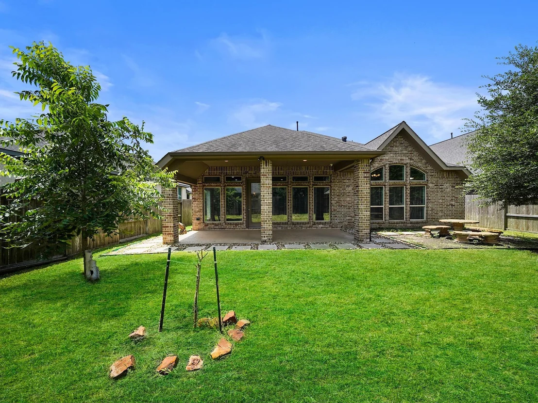 Photo of 28426 Sycamore Falls Lane