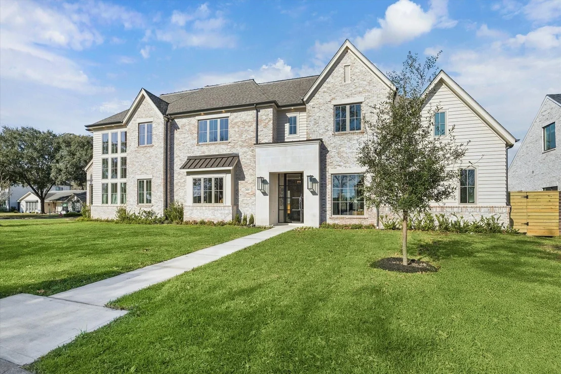 Photo of 8818 Echo Valley Drive