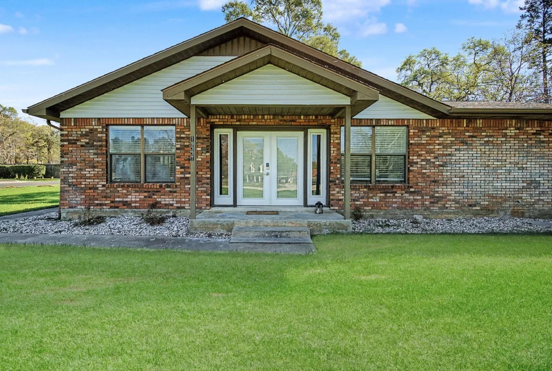 Photo of 502 Easy Street