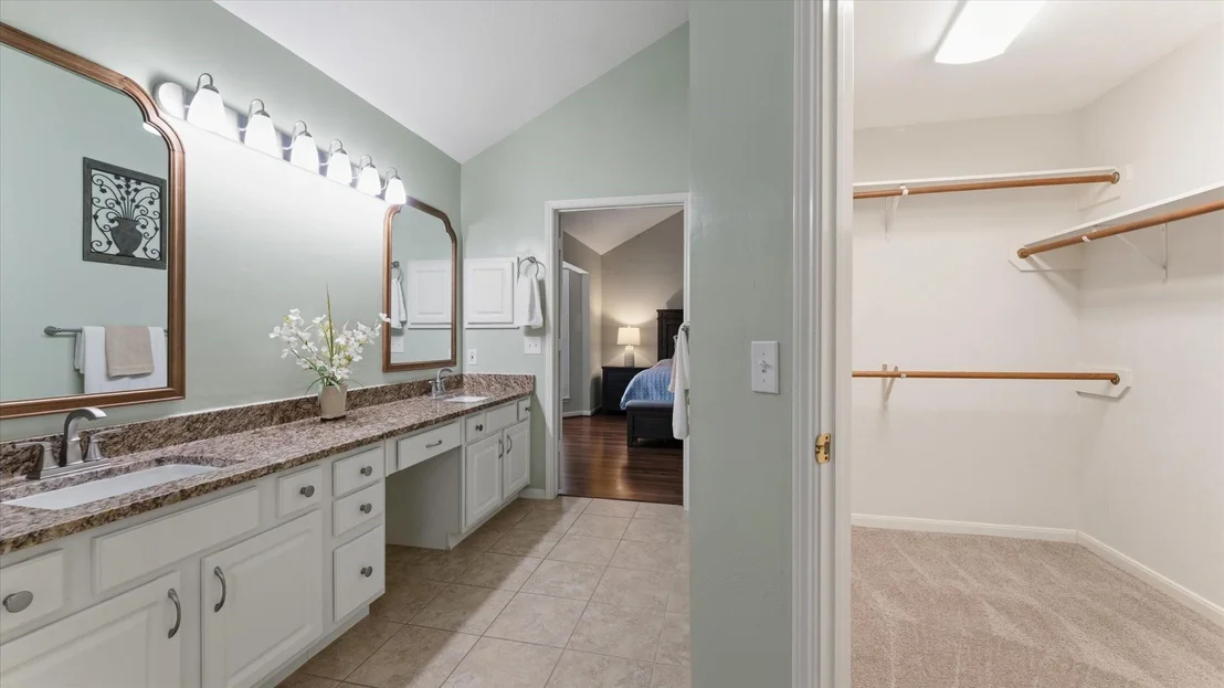 Photo of 1419 Lamplight Trail Drive