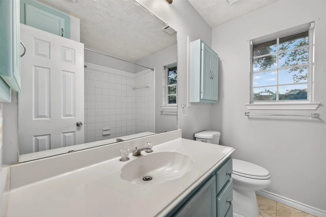Photo of 1015 Augusta Drive